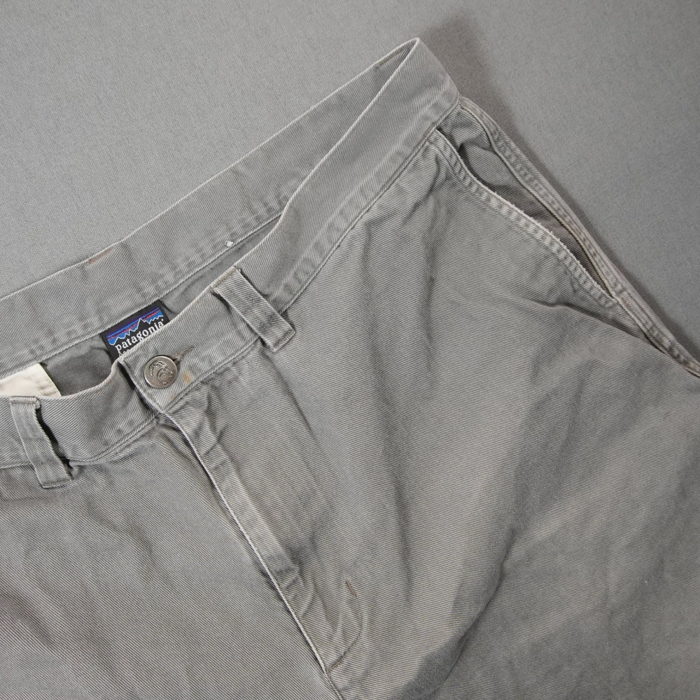 Patagonia Organic Cotton Canvas Flat Front Outdooor 9" Men Shorts 38